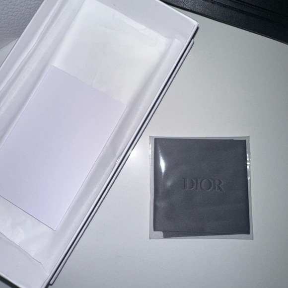 CHRISTIAN DIOR SUNGLASSES - Picture 10 of 10